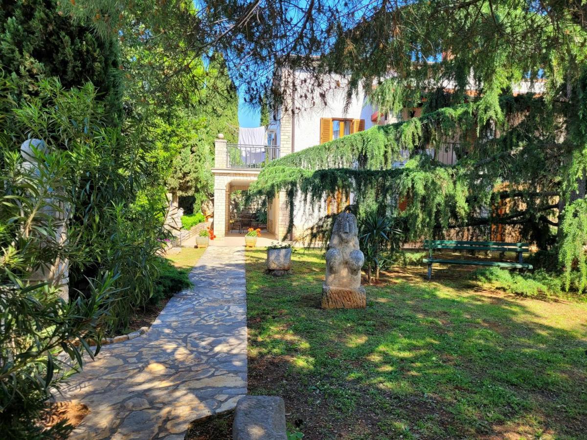 Apartments Brscic Пореч Екстер'єр фото